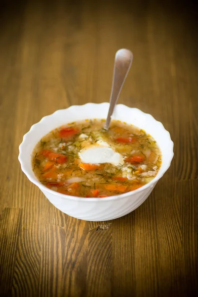 Sopa Verduras Con Albóndigas Pimienta Plato Sobre Mesa — Foto de Stock