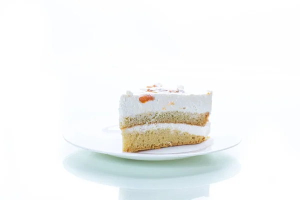 Pezzo Torta Dolce Fatta Casa Con Panna Albicocche Scatola Piatto — Foto Stock