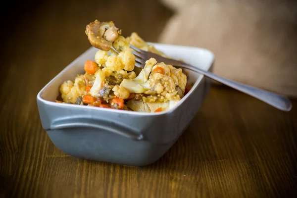 Cauliflower Baked Mushrooms Eggplants Ceramic Form Wooden Table — Stock Photo, Image