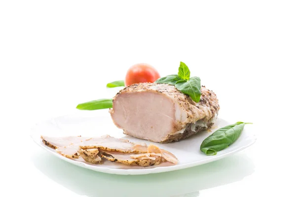 Carne assada caseira com especiarias em um prato — Fotografia de Stock