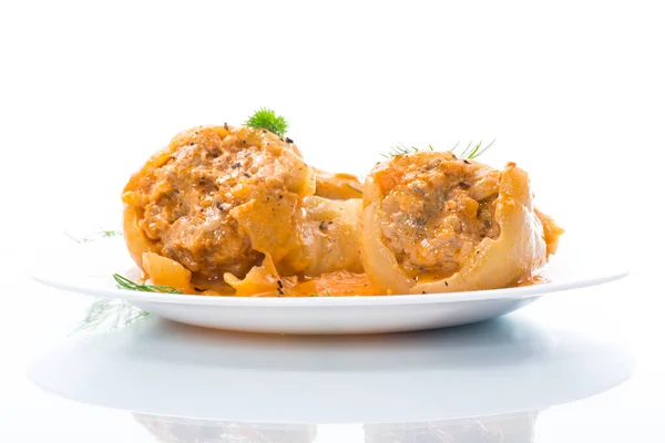 Stuffed with meat and rice with roasted pepper sauce — Stock Photo, Image