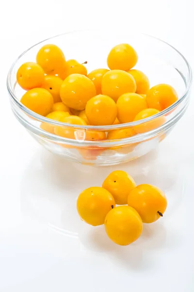 Yellow Cherry Plums Isolated White Background — Stock Photo, Image