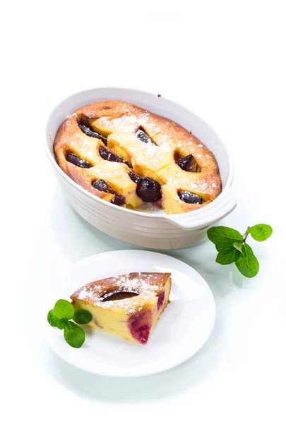 Cazuela Casera Dulce Con Frutas Interior Plato Aislado Sobre Fondo —  Fotos de Stock