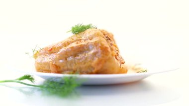 ... et ve kavrulmuş biber sosuyla doldurulmuş pilav.