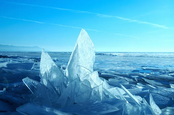 Les Rayons Soleil Sont Réfractés Par Glace Transparente Lac Baïkal — Photo