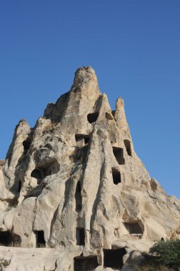 Delikleri ile antik kayaların yakın çekim