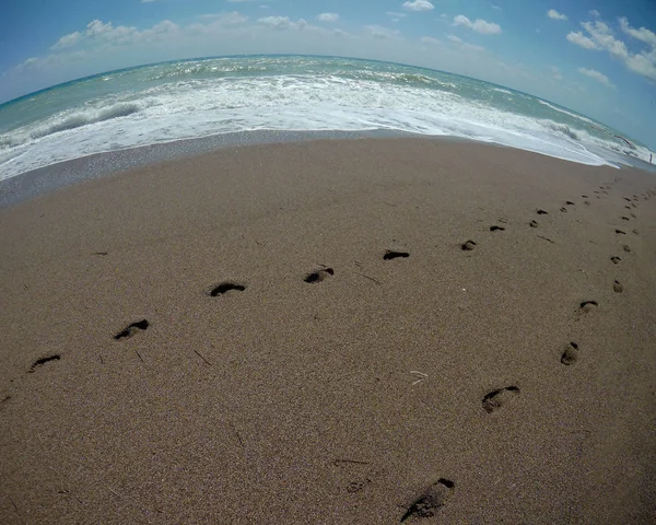 Fotavtryck Sand Vid Havet — Stockfoto