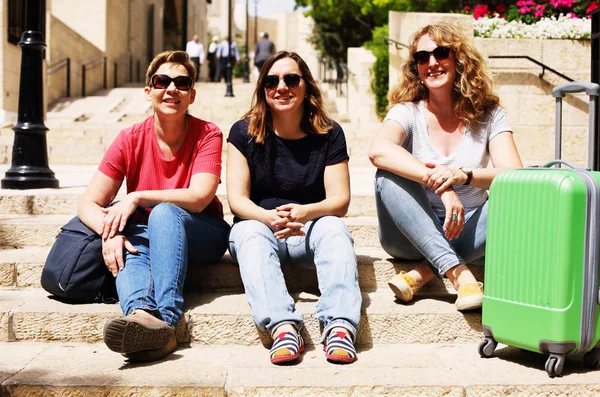 Três Mulheres Felizes Meia Idade — Fotografia de Stock