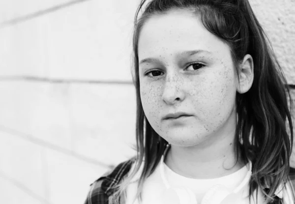 Retrato Adolescente Aire Libre —  Fotos de Stock