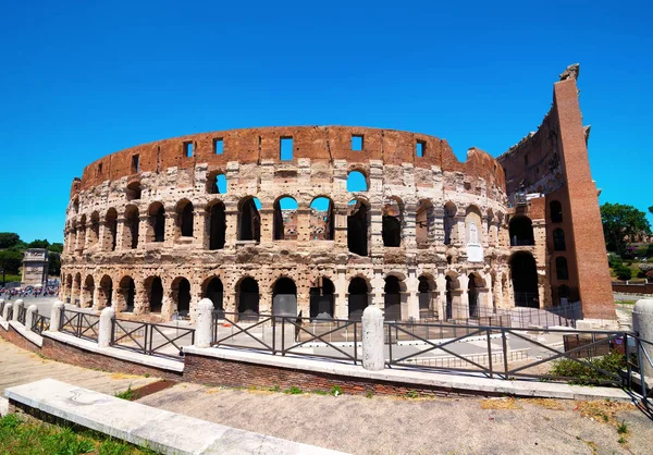 Vista do Coliseu — Fotografia de Stock