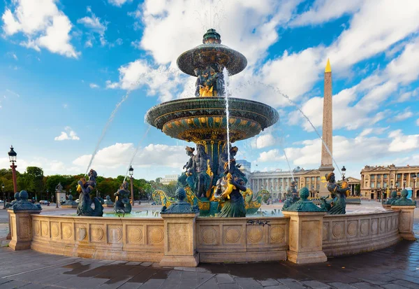 Parisian Fountain de Mers — Stock Photo, Image