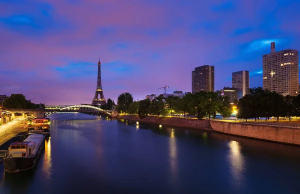 Amanhecer em Paris — Fotografia de Stock