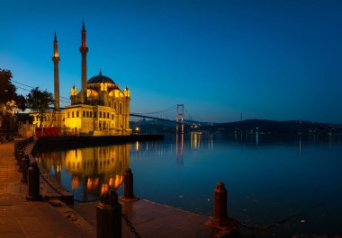 Gündoğumu, Ortaköy Camii
