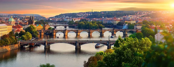 Vista General Antigua Praga Con Puente Carlos Atardecer — Foto de Stock