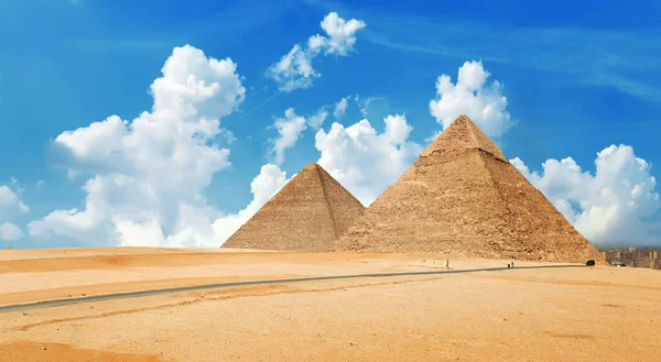 Προβολή των πυραμίδων — Φωτογραφία Αρχείου