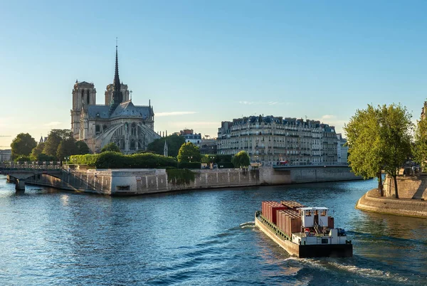 Estilo gótico de Notre Dame — Fotografia de Stock