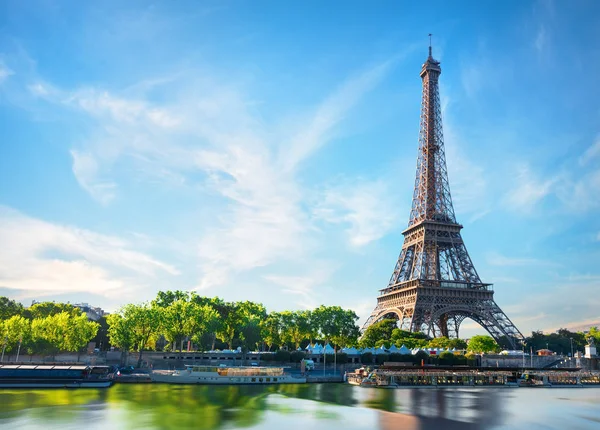 Seine i Paris — Stockfoto