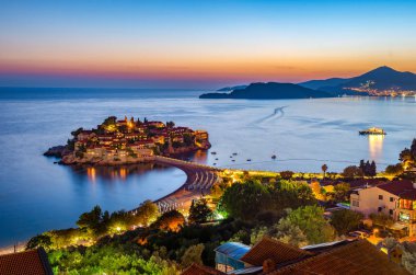 Yukarıdan Sveti Stefan