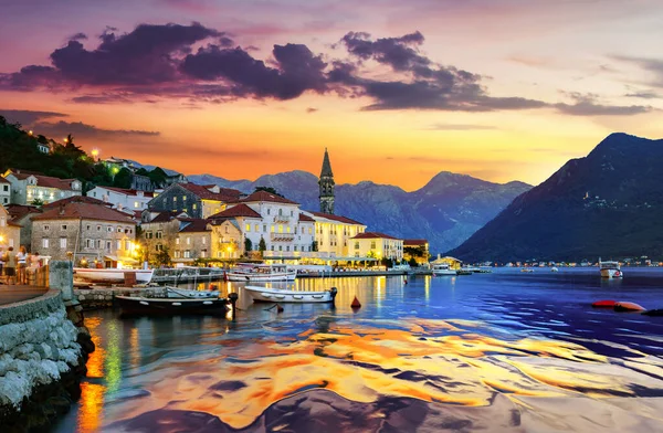 Perast en Bahía de Kotor —  Fotos de Stock