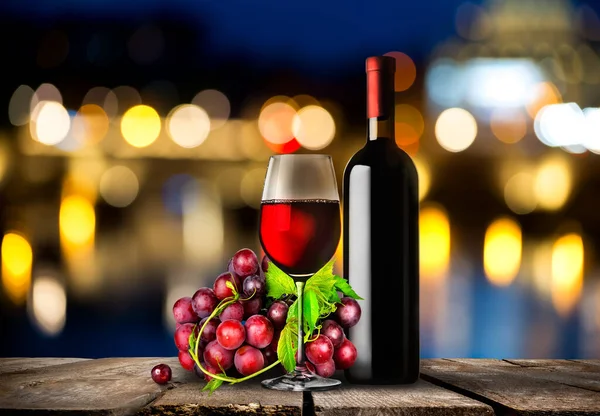 Bottiglia di vino rosso — Foto Stock