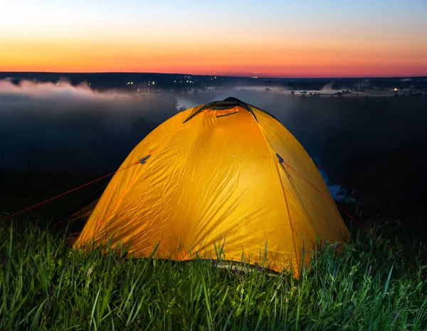 Tenda in steppa — Foto Stock