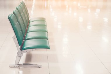 Bir iş veya sandalyeler boş koltuklar m ile yeşil deri