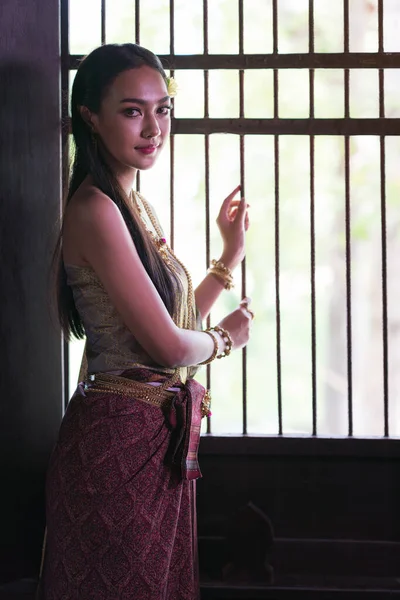 Thaise Vrouwen Dragen Traditionele Kostuums Oudheid Tijdens Ayutthaya Periode — Stockfoto