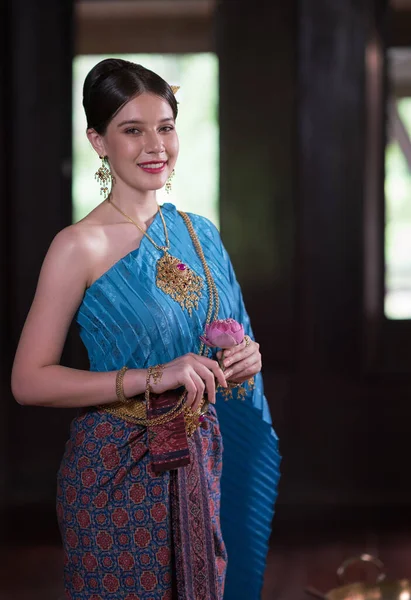 Thailändische Frauen Traditioneller Tracht Der Antike Während Der Ayutthaya Zeit — Stockfoto