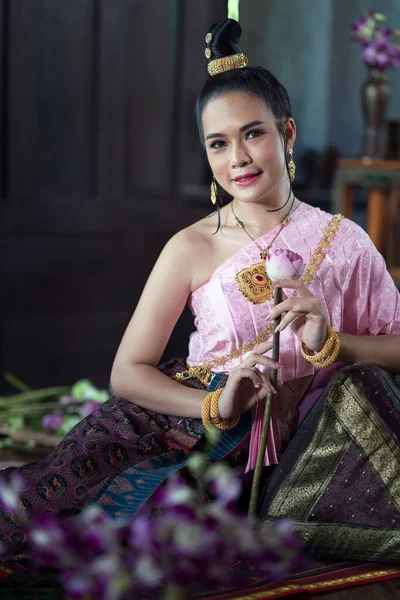 Mulheres Tailandesas Vestindo Trajes Tradicionais Tempos Antigos Durante Período Ayutthaya — Fotografia de Stock