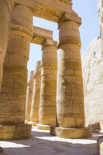 Αρχαία Ερείπια Του Ναού Της Καρνάκ Στην Αίγυπτο Καλοκαίρι Του — Φωτογραφία Αρχείου