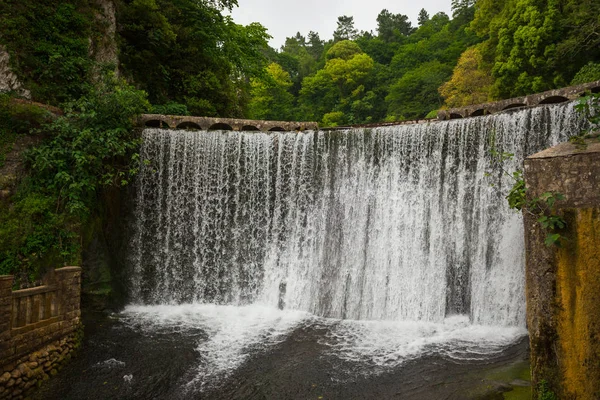 Cascada New Athos Río Psyrtsha — Foto de Stock