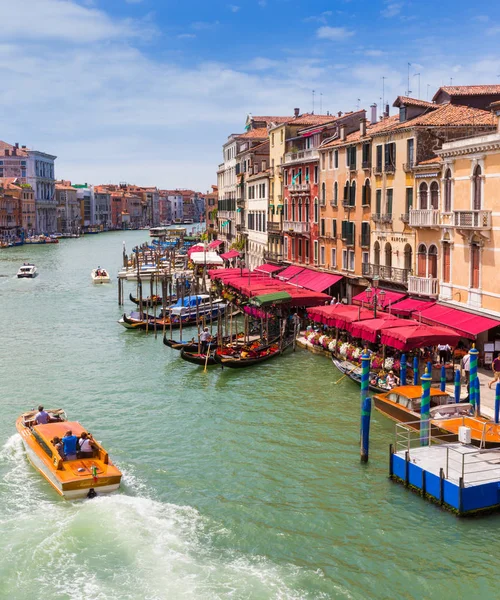 Venice Talya Haziran Grand Canal Rialto Köprüsü Manzarasına Venedik — Stok fotoğraf