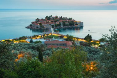 Karadağ. 24 Temmuz 2017. Sveti Stefan Adası. Avrupa. Karadağ