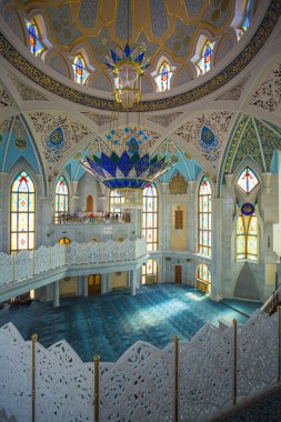 Rusya, Kazan, 13 Ağustos 2017. Kazan Kremlin 'de mavi kubbeli bir Müslüman camisi.