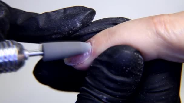 Fechar Remoção Cutículas Unhas Polimento Unhas Usando Máquina Broca Manicure — Vídeo de Stock