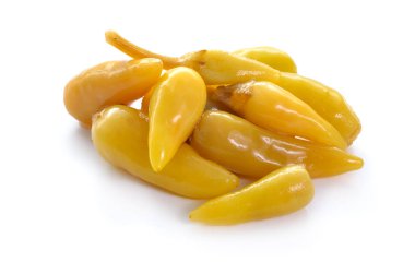 Beyaz arka plan üzerinde izole turşusu veya kulak Capsicum annuum biber.