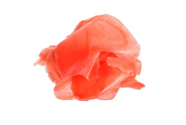 Beyaz arka plan üzerinde izole dilimlenmiş zencefil turşusu