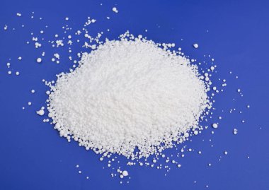 Sebasik asit doğal olarak oluşan dikarboksilik asittir.