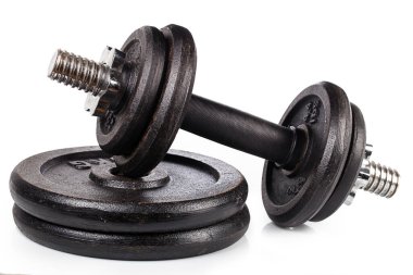 Ağırlıkları beyaz arkaplanda izole edilmiş halterler