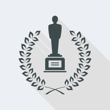 Defne ile ödül kazanan heykelcik