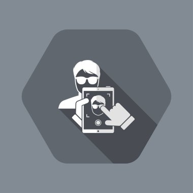 Tablet adam bir fotoğraf çekmek