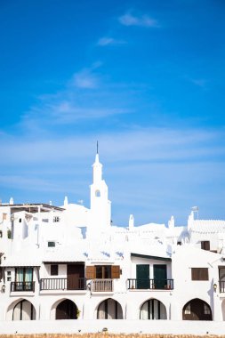 İspanya 'nın Menorca kentindeki Binimiquer Vell (Binimiquer köyü). Prestij turizmi için inanılmaz bir seyahat yeri..