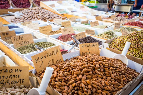 Siracusa Sicilia Italia Detalle Del Tradicional Mercado Local Pistachos Almendras —  Fotos de Stock