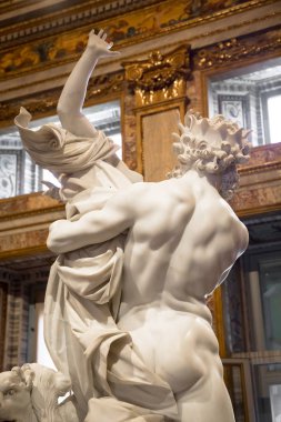 ROME, ITALY - 24 AĞUSTOS 2018: Dev Lorenzo Bernini başyapıtı, Prosperina Tecavüzü, 1622