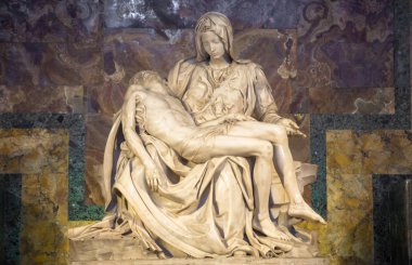 Roma, Vatikan Devleti - 28 Ağustos 2018: Michelangelo (yazık), 1498-1499, St. Peter Bazilikası Roma'da bulunan