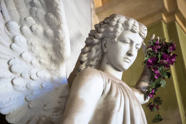 Genoa Włochy Czerwiec 2020 Antyczny Posąg Anioła Początek 1900 Marmur — Zdjęcie stockowe