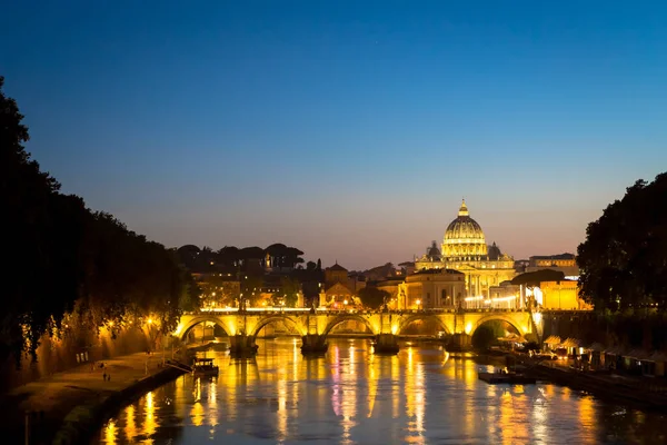 Řím Itálie Červen 2020 Panorama Západu Slunce Řece Tiber Kopulí — Stock fotografie