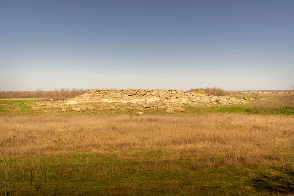 Beau paysage réserve nationale-historique et archéologique Tombeau en pierre, Ukraine — Photo