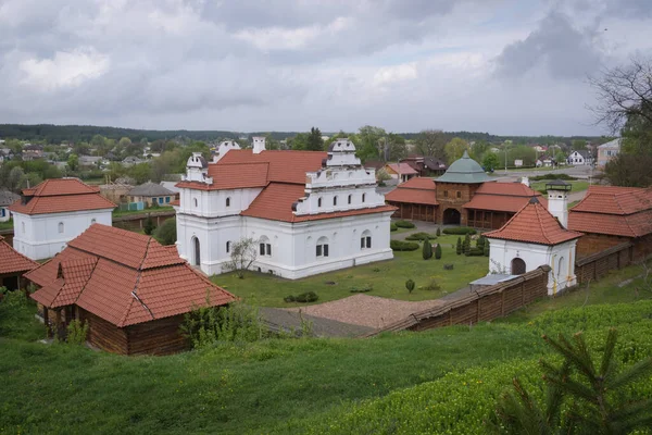 Vista de la residencia de Bohdan Khmelnytsky en Chyhyryn. Complejo histórico y arquitectónico, Ucrania — Foto de Stock