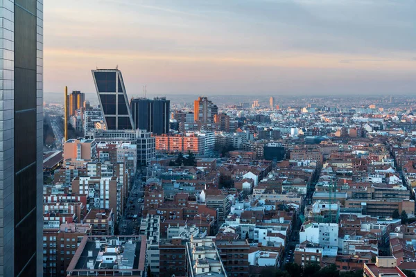 Вид Воздуха Кастеллану Мадрид Рассвете Двумя Современными Офисными Зданиями Puerta — стоковое фото
